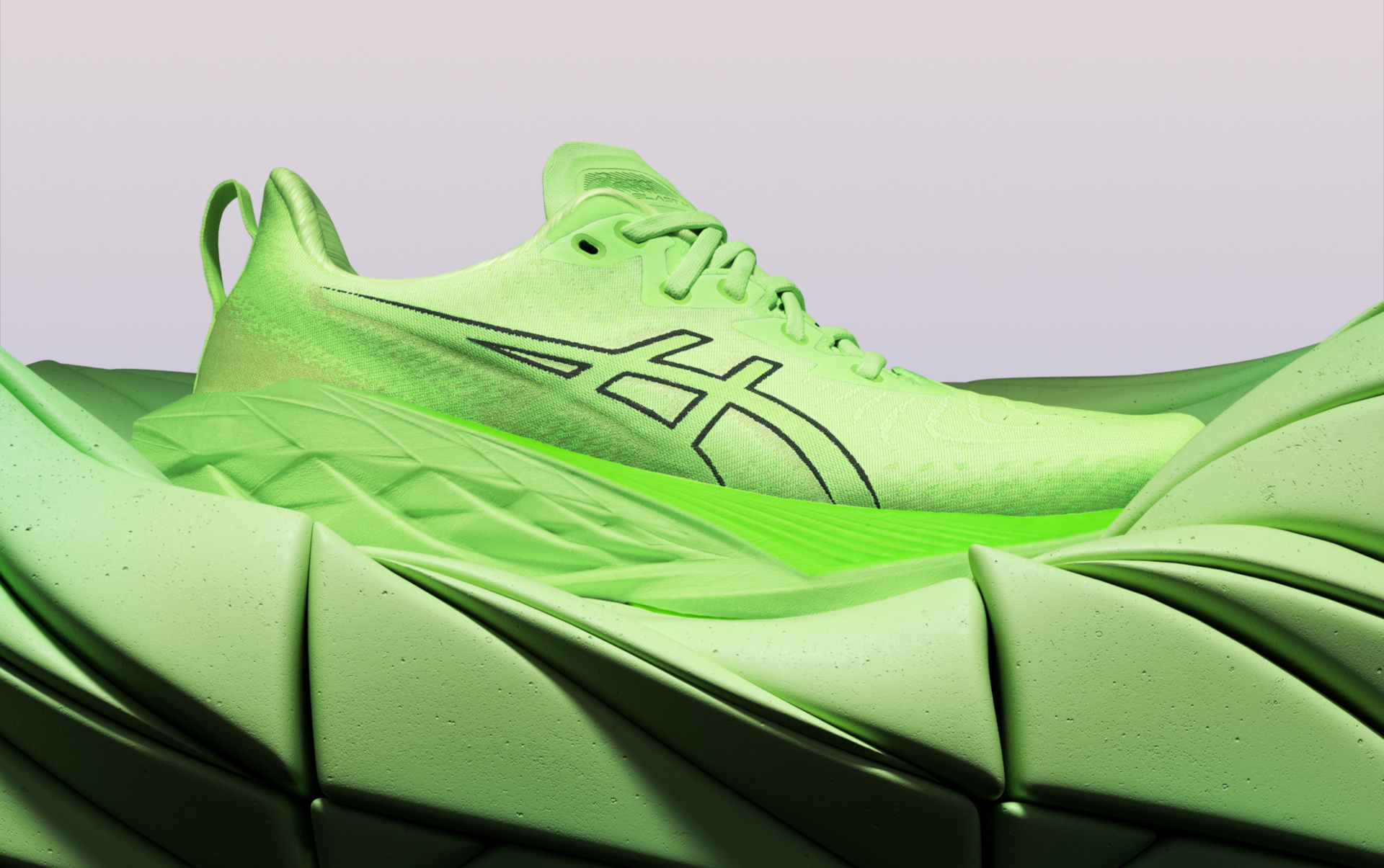 ASICS Novablast 4 Profile Landing
